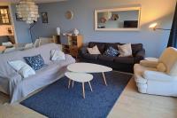 Large apartment with sea view - B&B