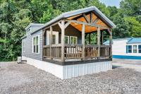 B&B Guntersville - 5 Cozy Casita Lux Tiny House, Firepit, 5 Mins To Downtown Guntersville - Bed and Breakfast Guntersville