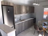 Modern Quiet Apartment Near Metro Athens Center - Chambres d'hôtes Athènes