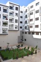 Lovely Apartment With Pool & Gym - B&B