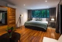 The Jungle Loft, 7 min Walk to Guiones beach + Jacuzzi - B&B Nosara