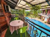Red Stone Resort - B&B Alibag
