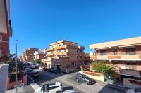 Appartamento Spazioso - Vicino al Mare e a Roma - B&B