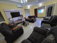 B&B Lagos - Entire 3 Bedroom Bungalow - Home away from home - Bed and Breakfast Lagos