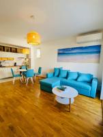 B&B Tivat - Azure By The Beach - Bed and Breakfast Tivat