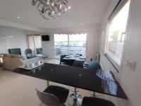 Cannes Vue mer T2 61m²+ parking - Bed and Breakfast