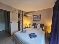 Chambre Triple avec Salle de Bains Privative