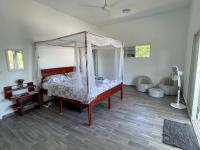 Salama Eco-Lodge and Hostel