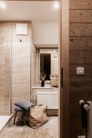 Basic Triple Room with Shared Bathroom