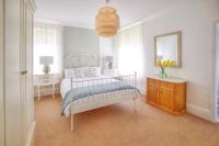 B&B West Kirby - Seaside spacious 4 BR Nr Town centre and Open Golf - Bed and Breakfast West Kirby