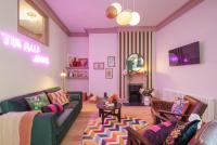 B&B Bristol - The Half Angel - 1 Bedroom Apartment in Central Bristol by Mint Stays - Bed and Breakfast Bristol