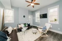 Walkable and Spacious Apt - Parking -- GroupStay - B&B Pittsburgh
