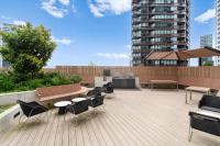 Melbourne Docklands Riverside Views - B&B Melbourne