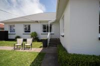 B&B New Plymouth - Spacious In Strandon Great Value For A Family - Bed and Breakfast New Plymouth