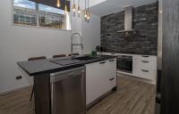 B&B New Plymouth - City Living Apartment Three - Bed and Breakfast New Plymouth