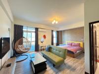 King Room with Mountain View