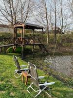 Casa Quinta Con Piscina En Barrio Náutico