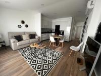 BLACK Parking a menos de 1 min a pie - B&B Vigo