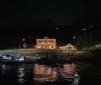 Svingen Guesthouse - Panoramic Fjord Views in Flåm - Chambres d'hôtes Flåm