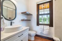 Livengood and Mistico Beach Club plus Boat Shuttle - Ferienwohnung San Pedro