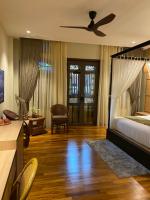 King Suite with Balcony