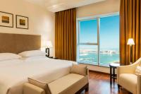 Three Bedroom – Tower 1 Suite, With Complimentary Resort Beach & Pool Access