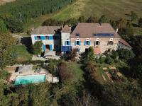 Maison de charme 3 étoiles avec piscine - B&B Tour-de-Faure