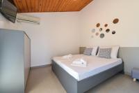 Estudio con terraza