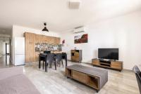 F8 Modern and Bright Apartment in Malta - Ferienwohnung Imsida
