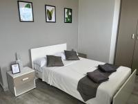 F6 Room 1, Private Room one small double bed shared bathroom in shared Flat - Ferienwohnung Imsida