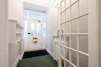 Beautiful Belgravia Apartment by UnderTheDoormat - B&B