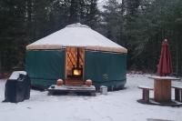 Ava Jade Yurt - B&B