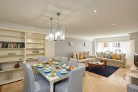 Oceanario 2 Bedroom Apartment - Sea View and Pool - Chambres d’hôtes Cascais