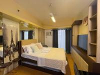 B&B Manila - Modern and Cozy Condo in 8Adriatico near PGH, SLMEC and US Embassy #31Q - Bed and Breakfast Manila