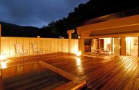 Luxury Suite with Open-Air Bath
