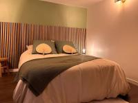 B&B Colombelles - La Cosy Green Suite - Bed and Breakfast Colombelles