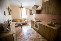 Obok Poczty blisko Rynku - Bed and Breakfast Wałbrzych