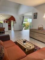 Maison proche cité médiévale - B&B