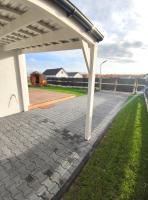 Ferienhaus Mila 70qm bis 5 Gäste mit Fass-Sauna, Whirlpool April bis Oktober, 75qm Terrasse und eingezäunten Garten Haustiere willkommen - Chambres d'hôtes Sierosław