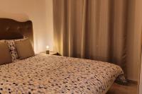 Comfort City Hub 2 - Near Metro - Bed and Breakfast Amadora