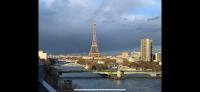 Appartement vue Tour Eiffel paris 16 Eme - Bed and Breakfast Parijs