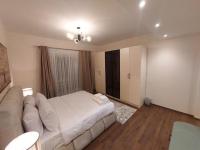 Cairo Festival City apartment - B&B
