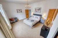 2-Bedroom Stunning, Modern & Spacious Apartment, near Ocean Village, Central Southampton - by Blue Puffin Stays - Chambres d'hôtes Southampton