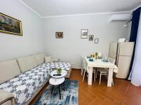 Skerdi’s Central Charm - Bed and Breakfast Tirana