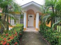 Villa de Ali in Palma real - Bed and Breakfast La Ceiba