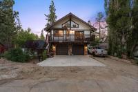 B&B Big Bear Lake - Big Bear Lake - Sleeps 8 - Game Room - BBQ - Bed and Breakfast Big Bear Lake