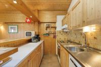 Savoleyres 35 Centrally placed ski in/out apartment next to lift with garage - Chambres d'hôtes La Tzoumaz
