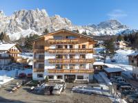 B&B Cortina d'Ampezzo - Camina Suite and Spa - Bed and Breakfast Cortina d'Ampezzo