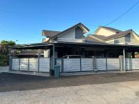 Rifqi Ashraf Homestay Kota Bharu - Bed and Breakfast