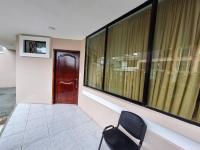 Amplio departamento con garage y cerca al Shopping - B&B